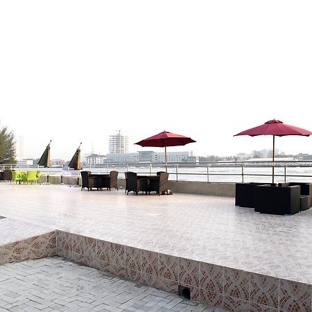 Tivoli Hotel Seafront Ikoyi Aliayabiagba ภายนอก รูปภาพ