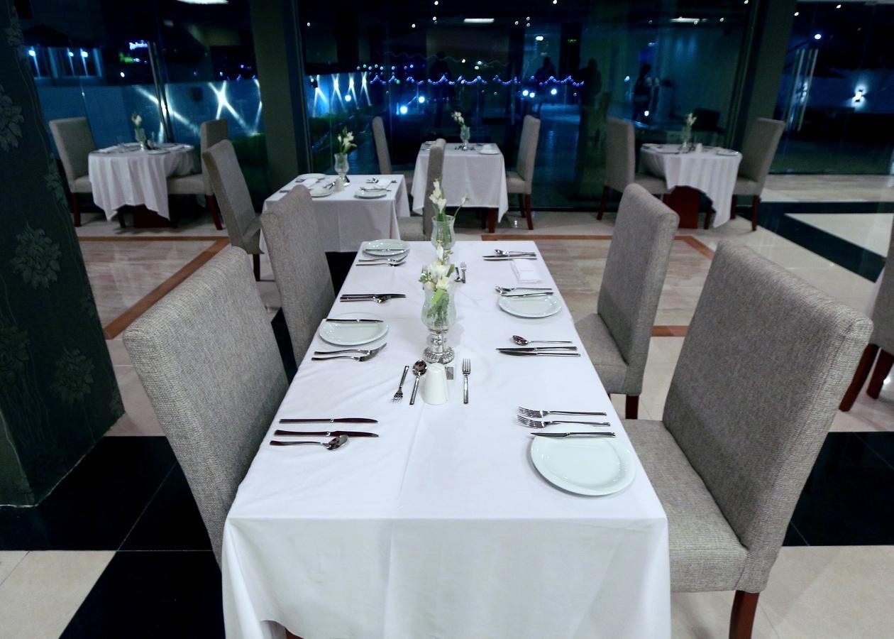 Tivoli Hotel Seafront Ikoyi Aliayabiagba ภายนอก รูปภาพ