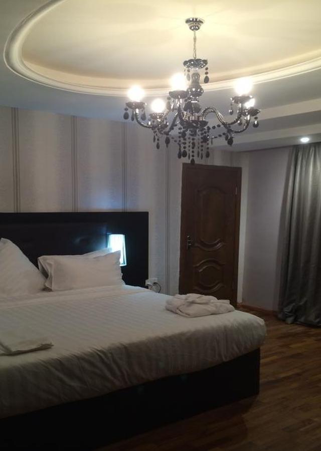 Tivoli Hotel Seafront Ikoyi Aliayabiagba ภายนอก รูปภาพ