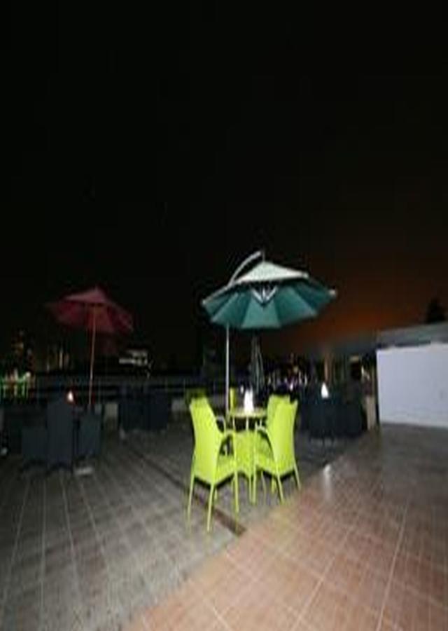 Tivoli Hotel Seafront Ikoyi Aliayabiagba ภายนอก รูปภาพ
